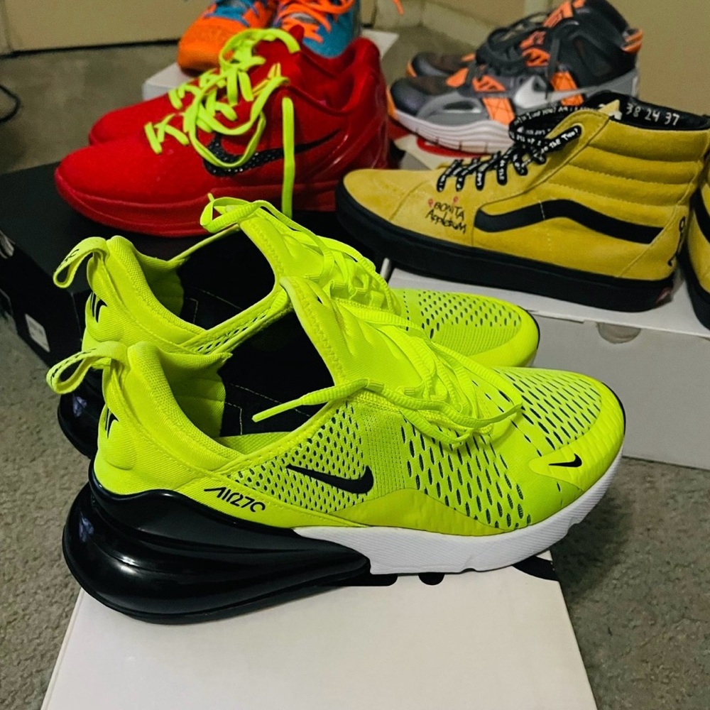 Nike Air Max 270 Volt Black Sneakers